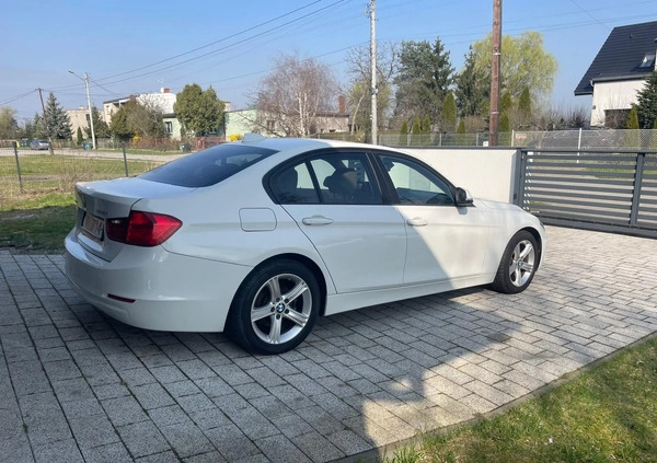 BMW Seria 3 cena 39999 przebieg: 123000, rok produkcji 2013 z Wrocław małe 121